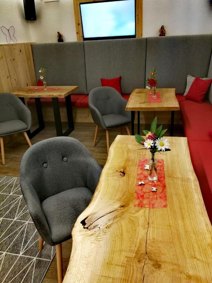 Fruehstueckspension Knappaschneider Prägraten Exteriör bild